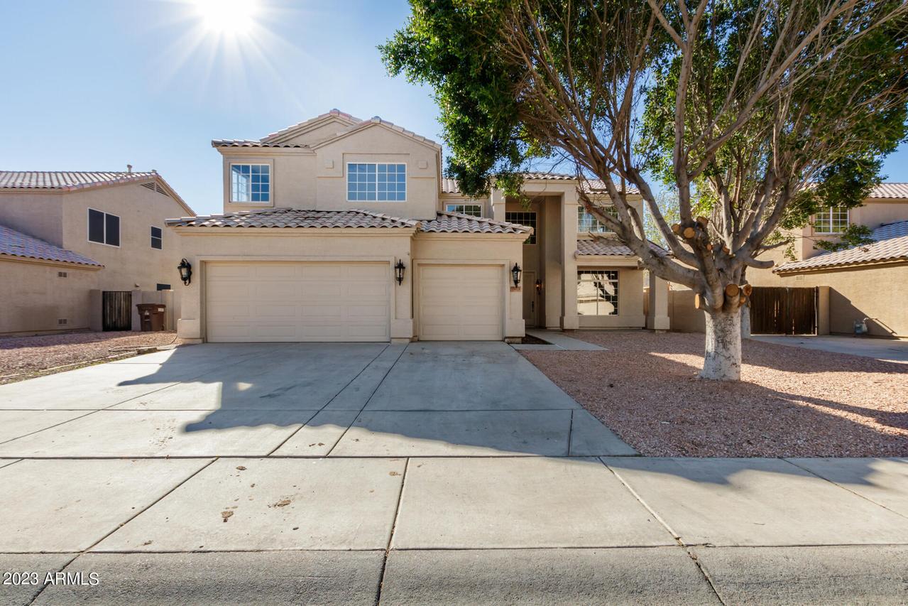 7413 W Willow Ave., Peoria, AZ 85381