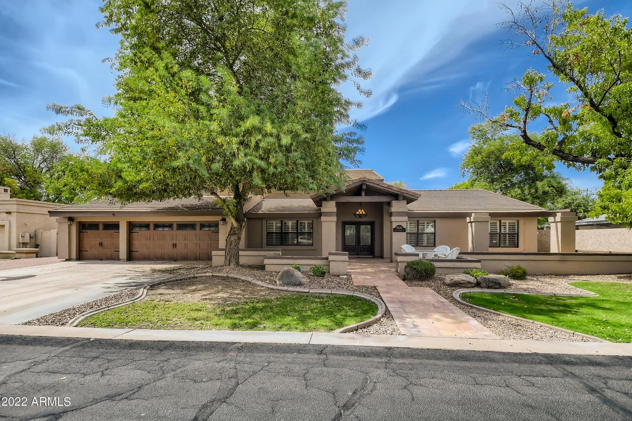 8532 S Myrtle Ave., Tempe, AZ 85284