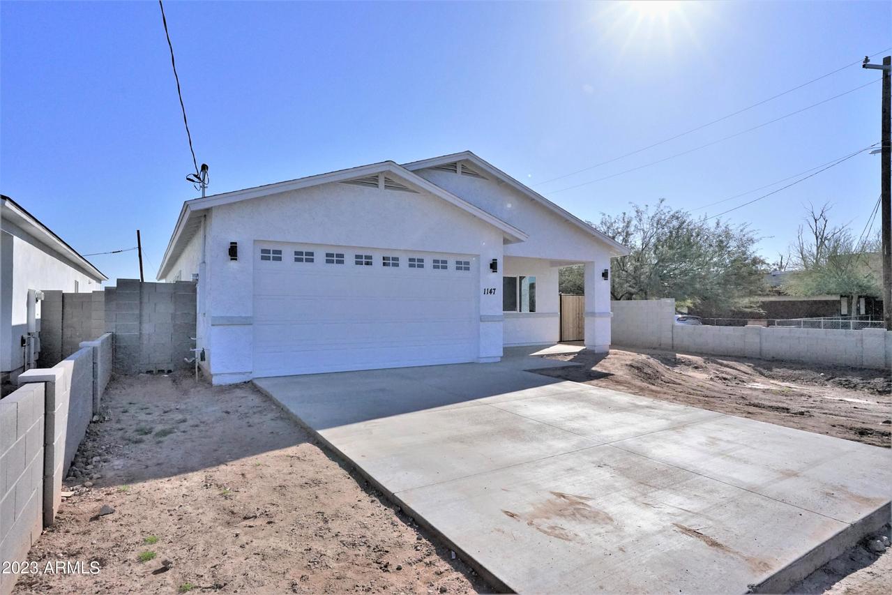 1147 S 10th St., Phoenix, AZ 85034