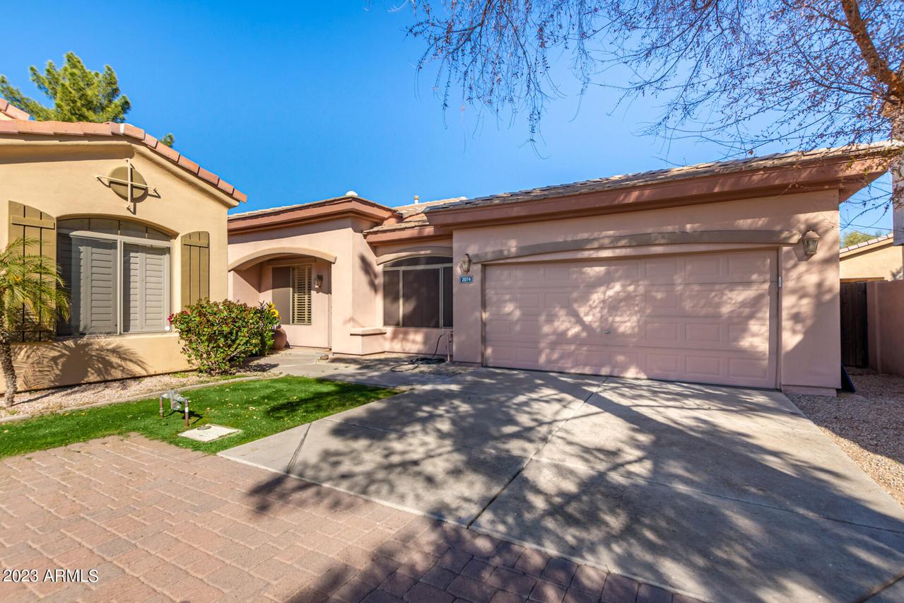 2074 W Olive Way, Chandler, AZ 85248