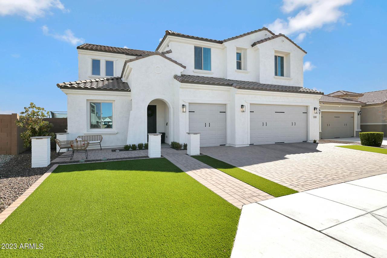 22883 N 98th Dr., Peoria, AZ 85383