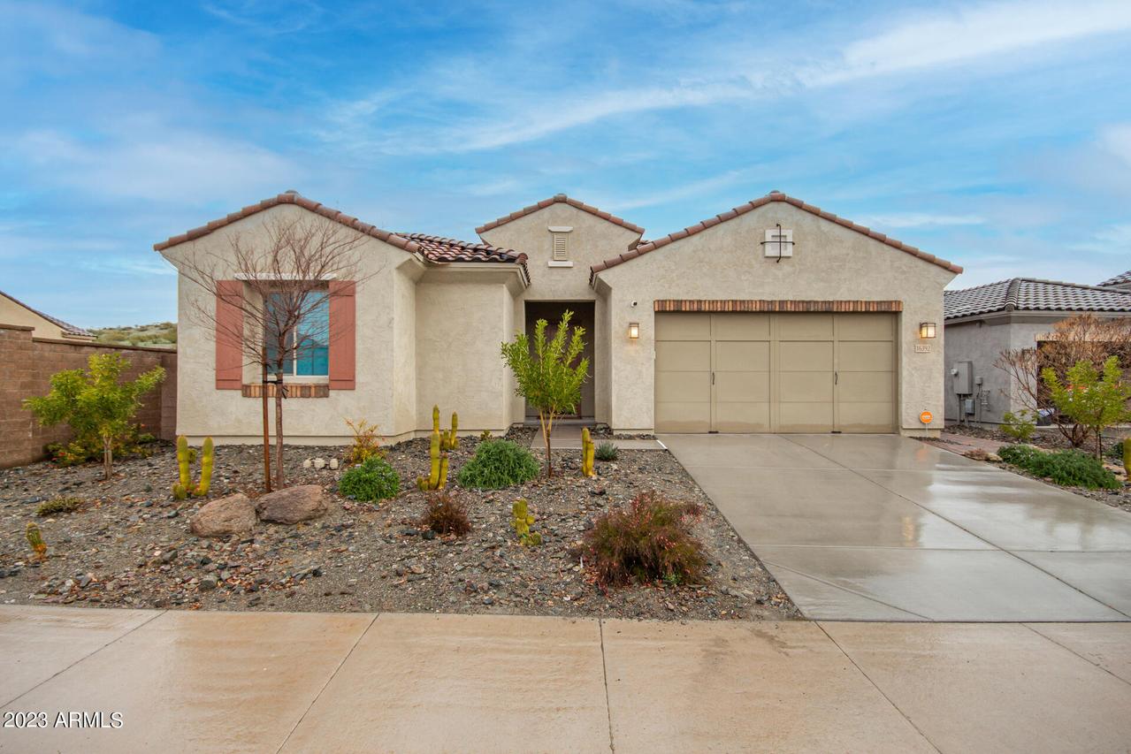 16392 W Valencia Dr., Goodyear, AZ 85338