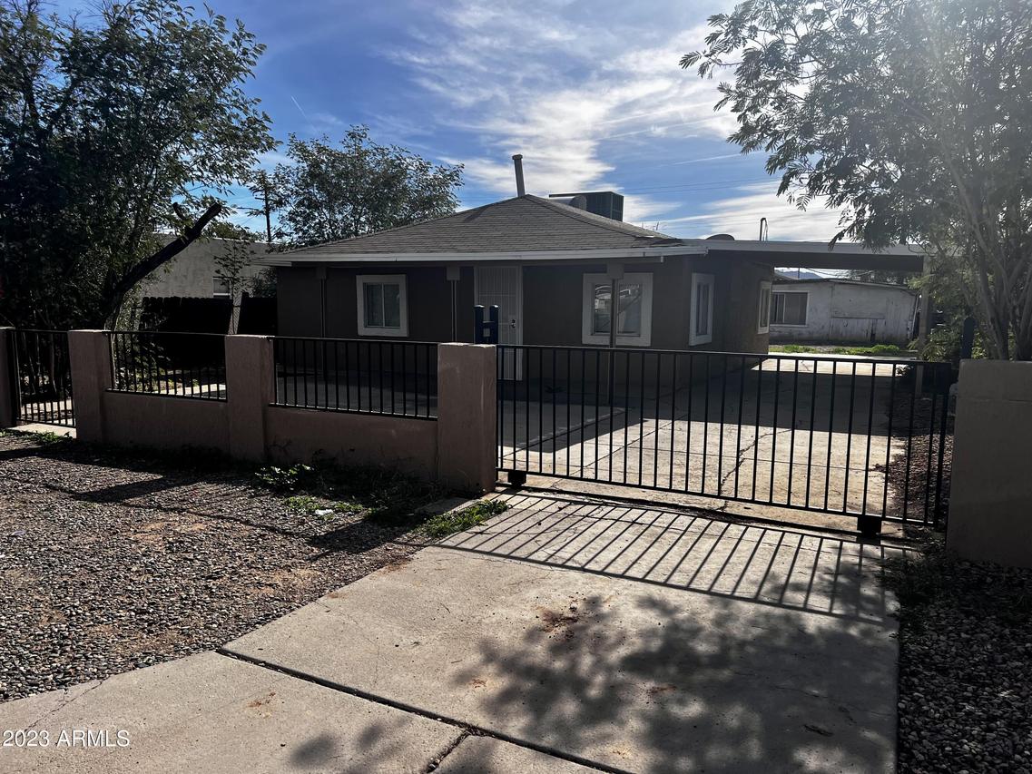 4009 W Tonto St., Phoenix, AZ 85009