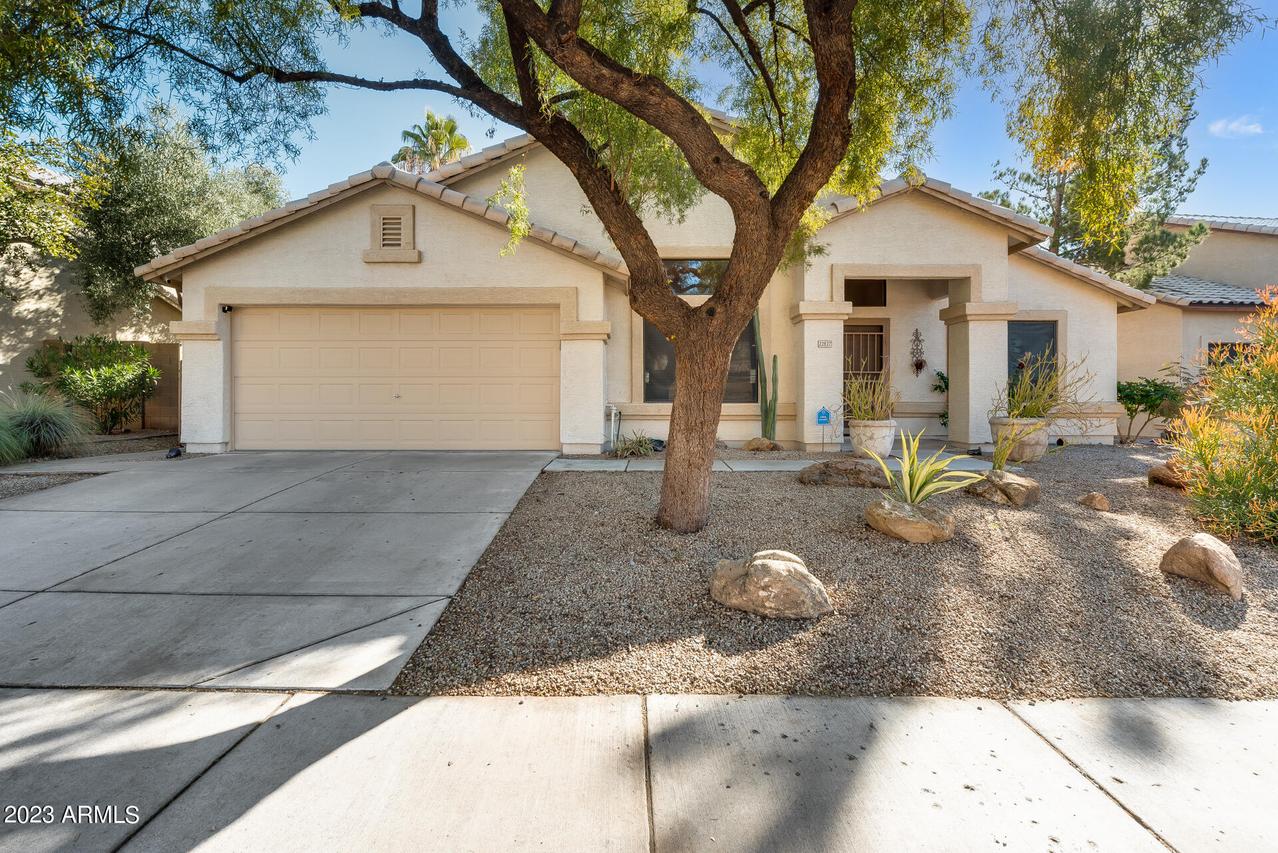22827 N 21st Way, Phoenix, AZ 85024