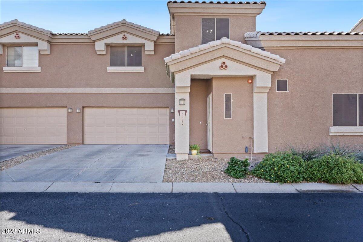 8001 W Carolina Dr., Peoria, AZ 85382