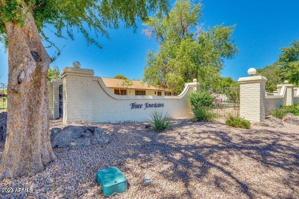1550 N Stapley Dr. #33, Mesa, AZ 85203