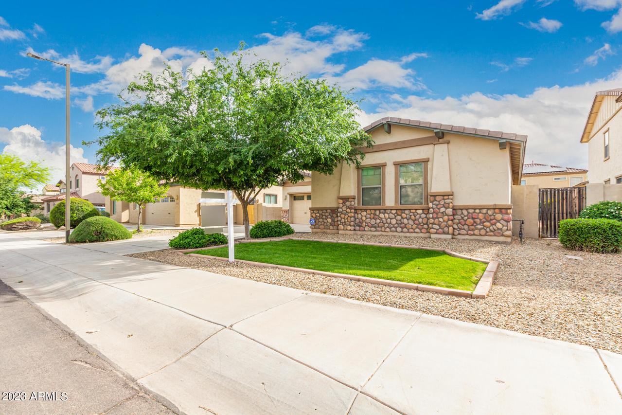 15667 W Montecito Ave., Goodyear, AZ 85395