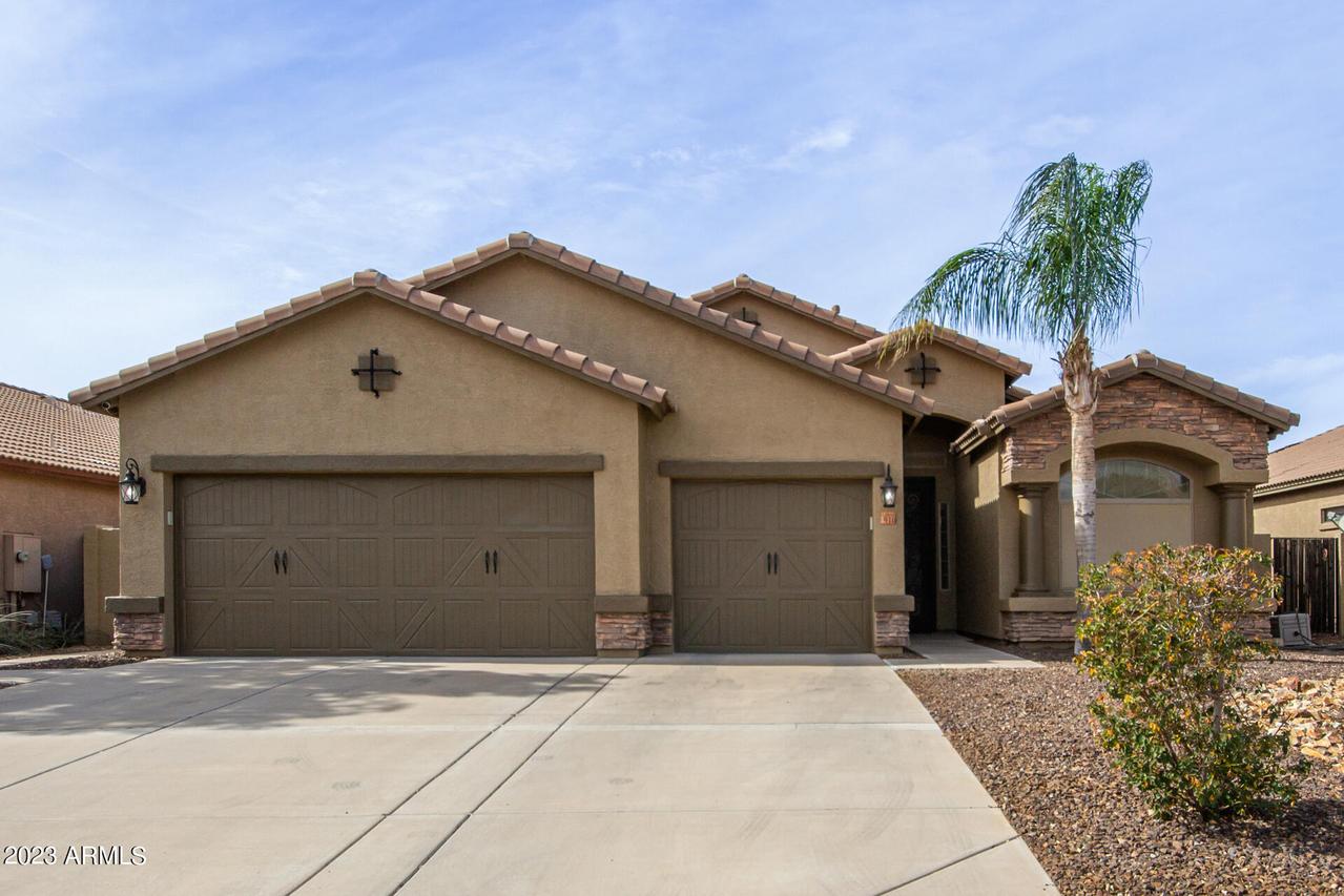 910 S Phelps Dr., Apache Junction, AZ 85120