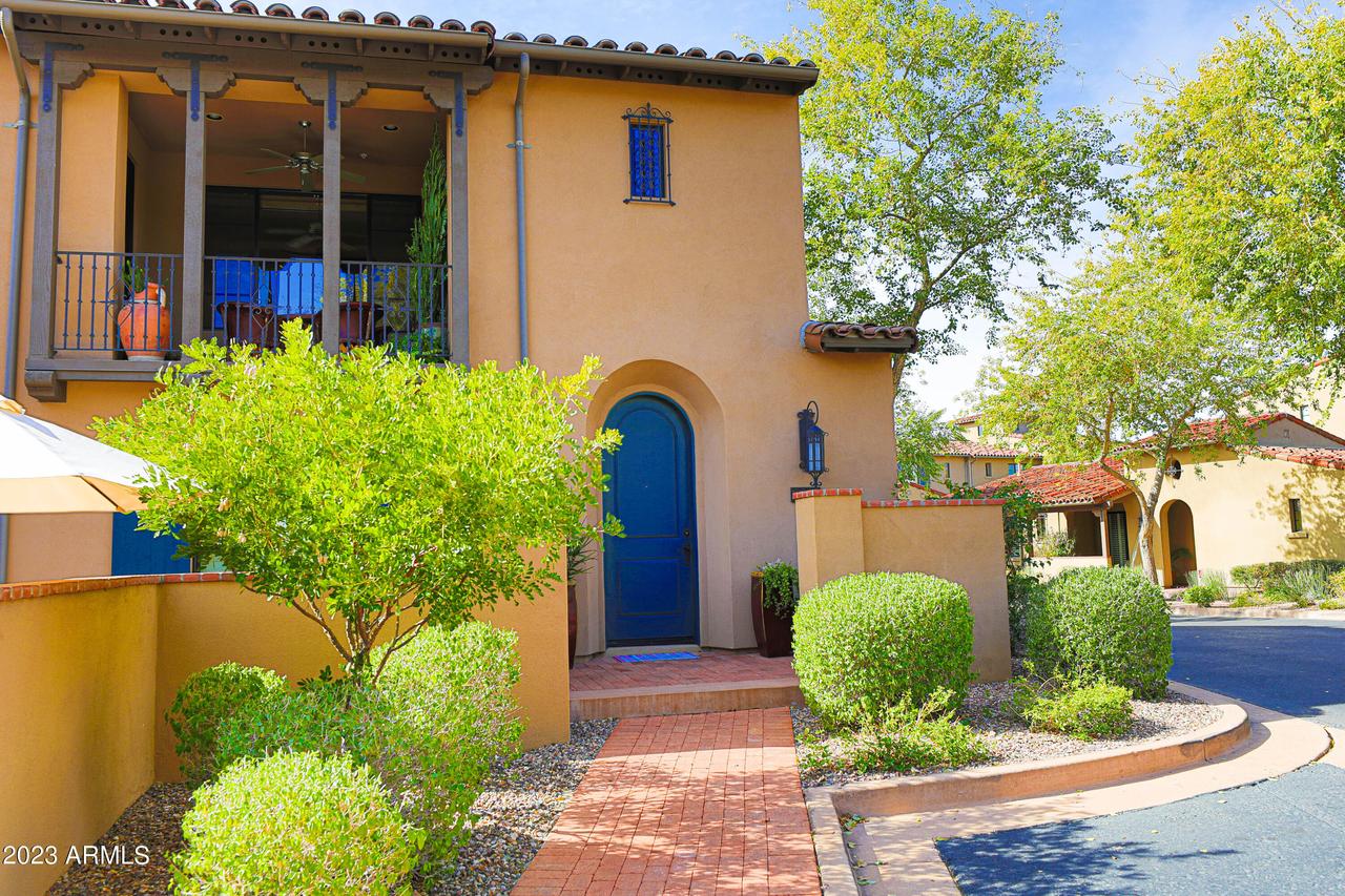 18650 N Thompson Peak Pkwy. #2084, Scottsdale, AZ 85255