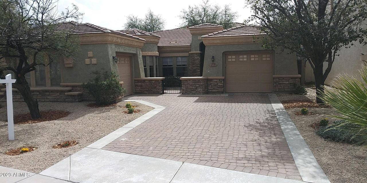 611 W Beautiful Ln., Phoenix, AZ 85041