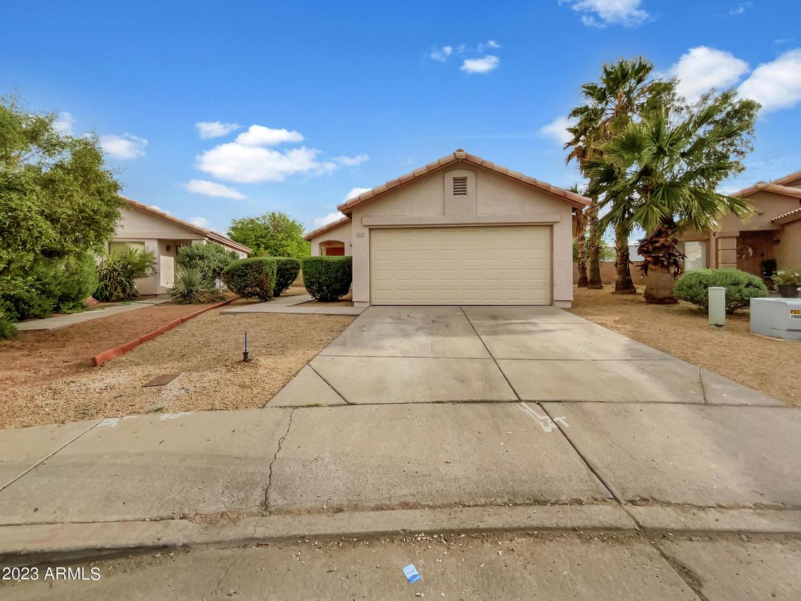 8423 W Highland Ave., Phoenix, AZ 85037
