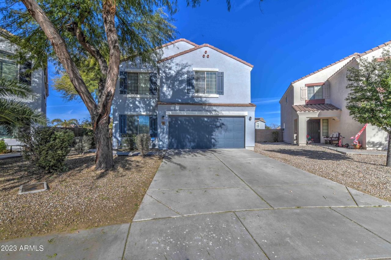 1228 E Daniella Dr., San Tan Valley, AZ 85140