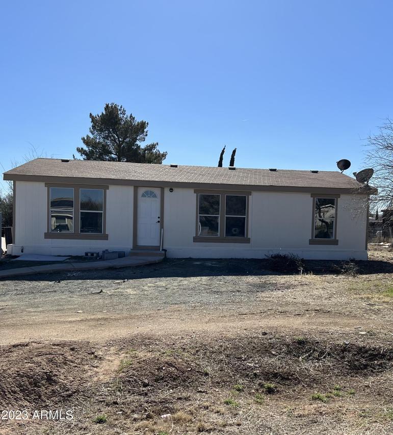20573 E Cholla Dr., Mayer, AZ 86333