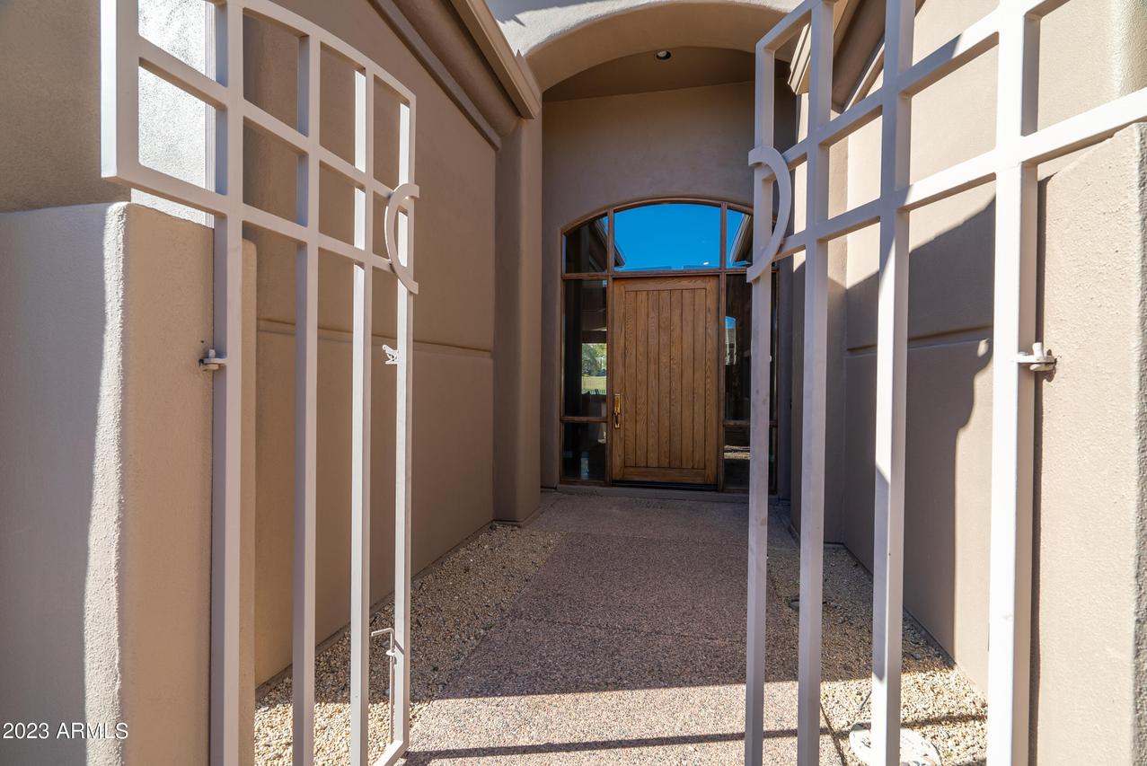 9424 N Longfeather Dr., Fountain Hills, AZ 85268