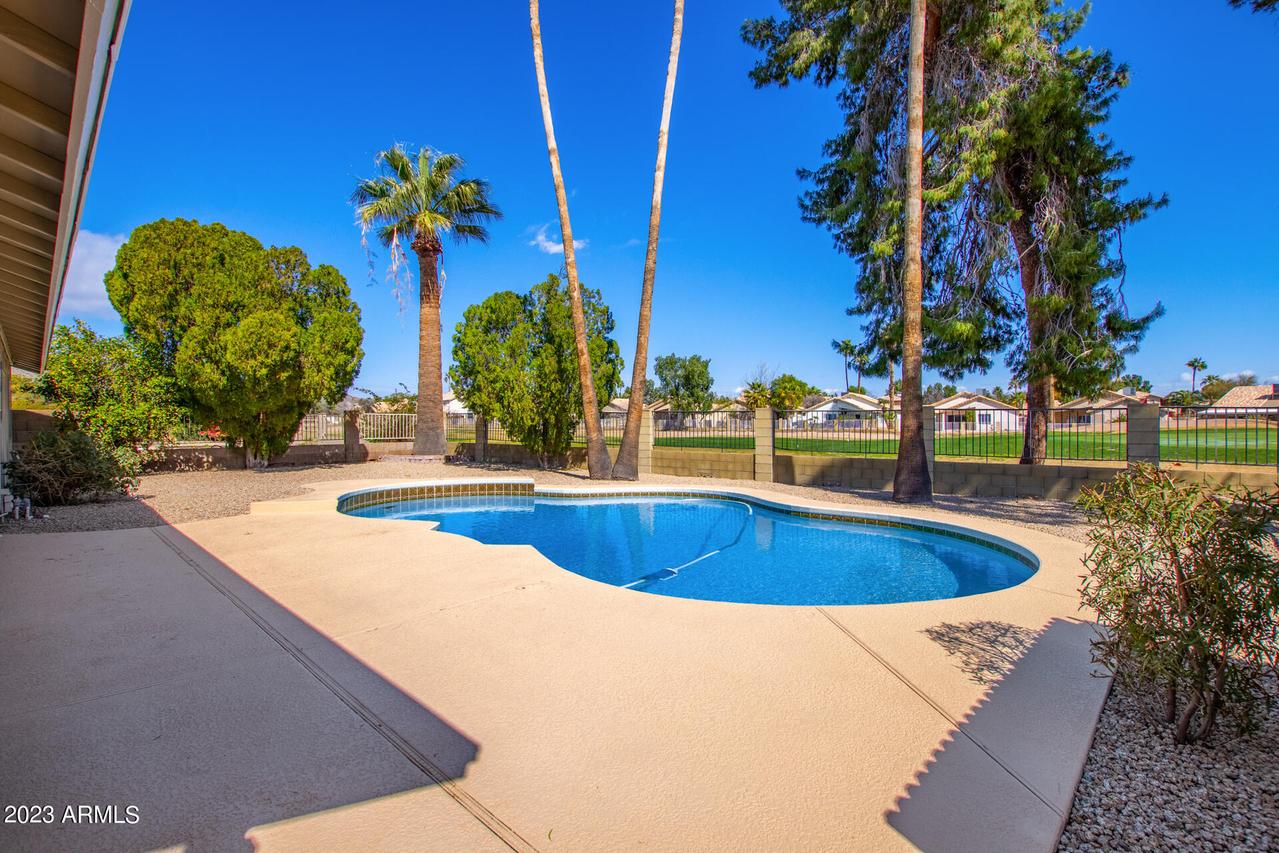 4426 E Coconino St., Phoenix, AZ 85044