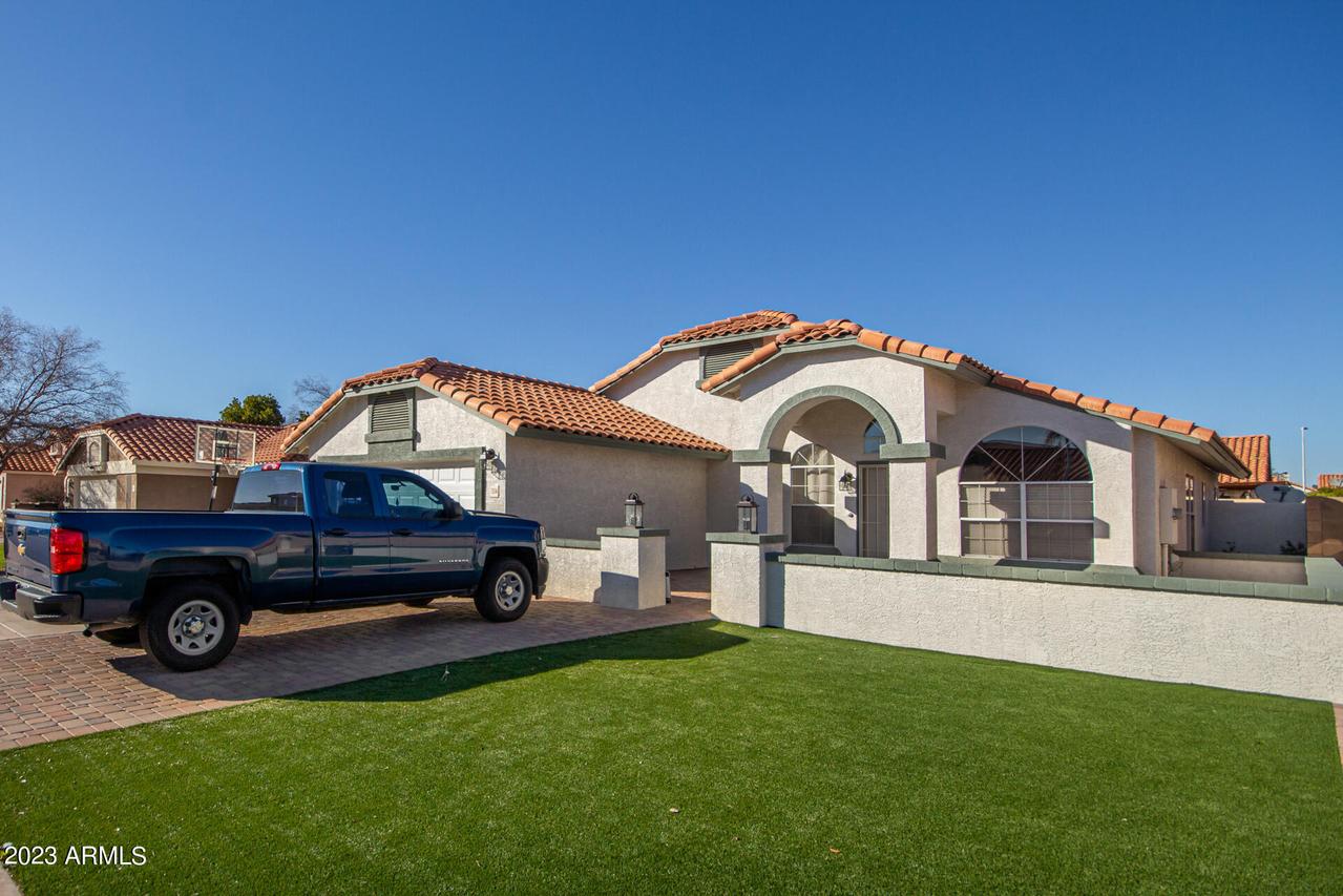 7554 W Calavar Rd., Peoria, AZ 85381