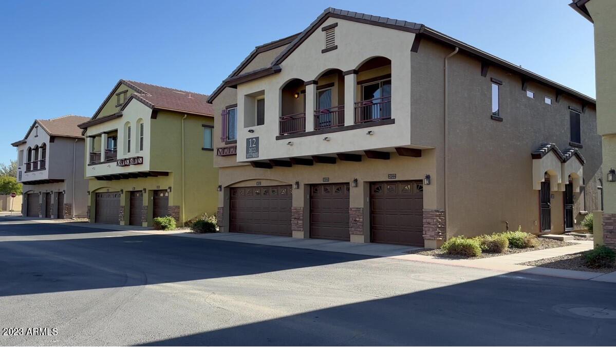 2725 E Mine Creek Rd. #1023, Phoenix, AZ 85024