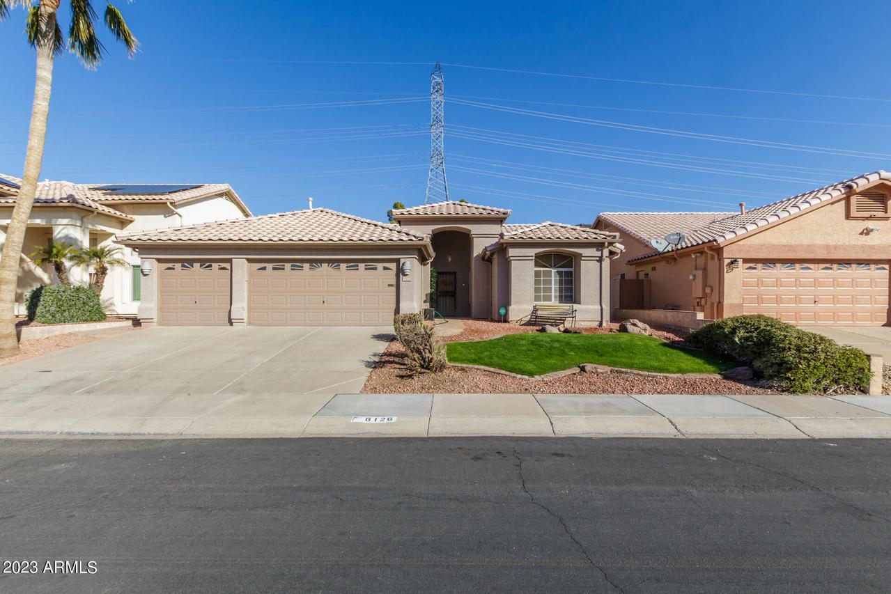 6126 W Saguaro Park Ln., Glendale, AZ 85310