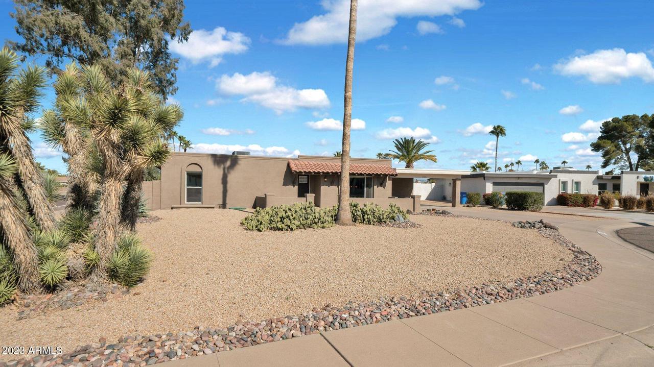 11039 N 36th St., Phoenix, AZ 85028