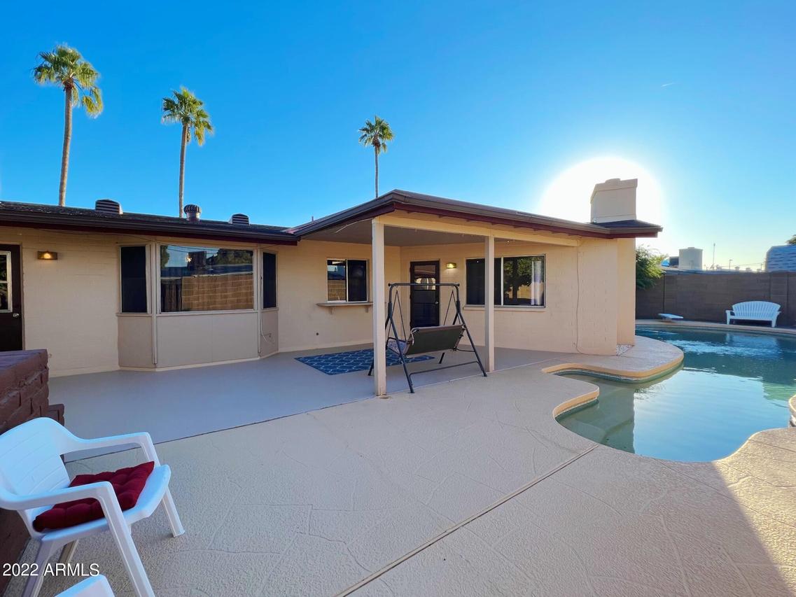 858 E 10th St., Mesa, AZ 85203