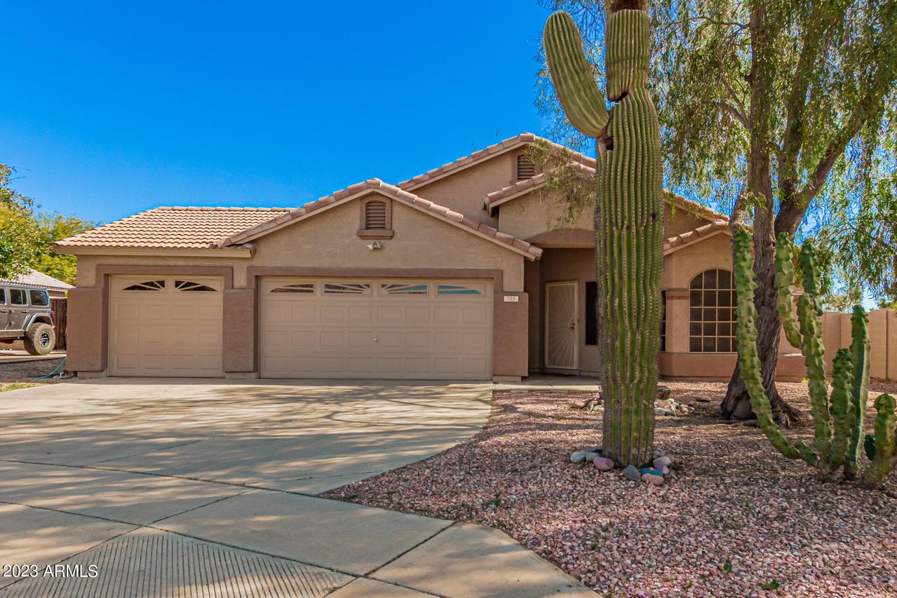 725 N Aletta, Mesa, AZ 85207