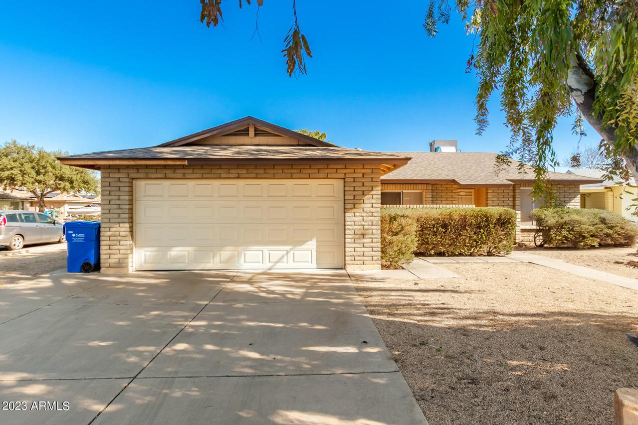 13013 N 42nd Dr., Phoenix, AZ 85029