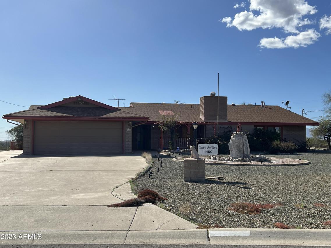 11450 N 114th Dr., Youngtown, AZ 85363