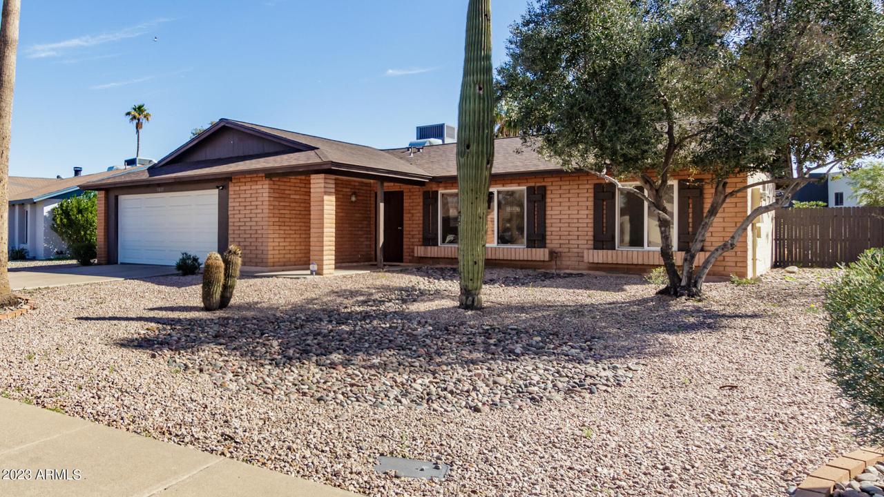 5015 S Terry Ln., Tempe, AZ 85282