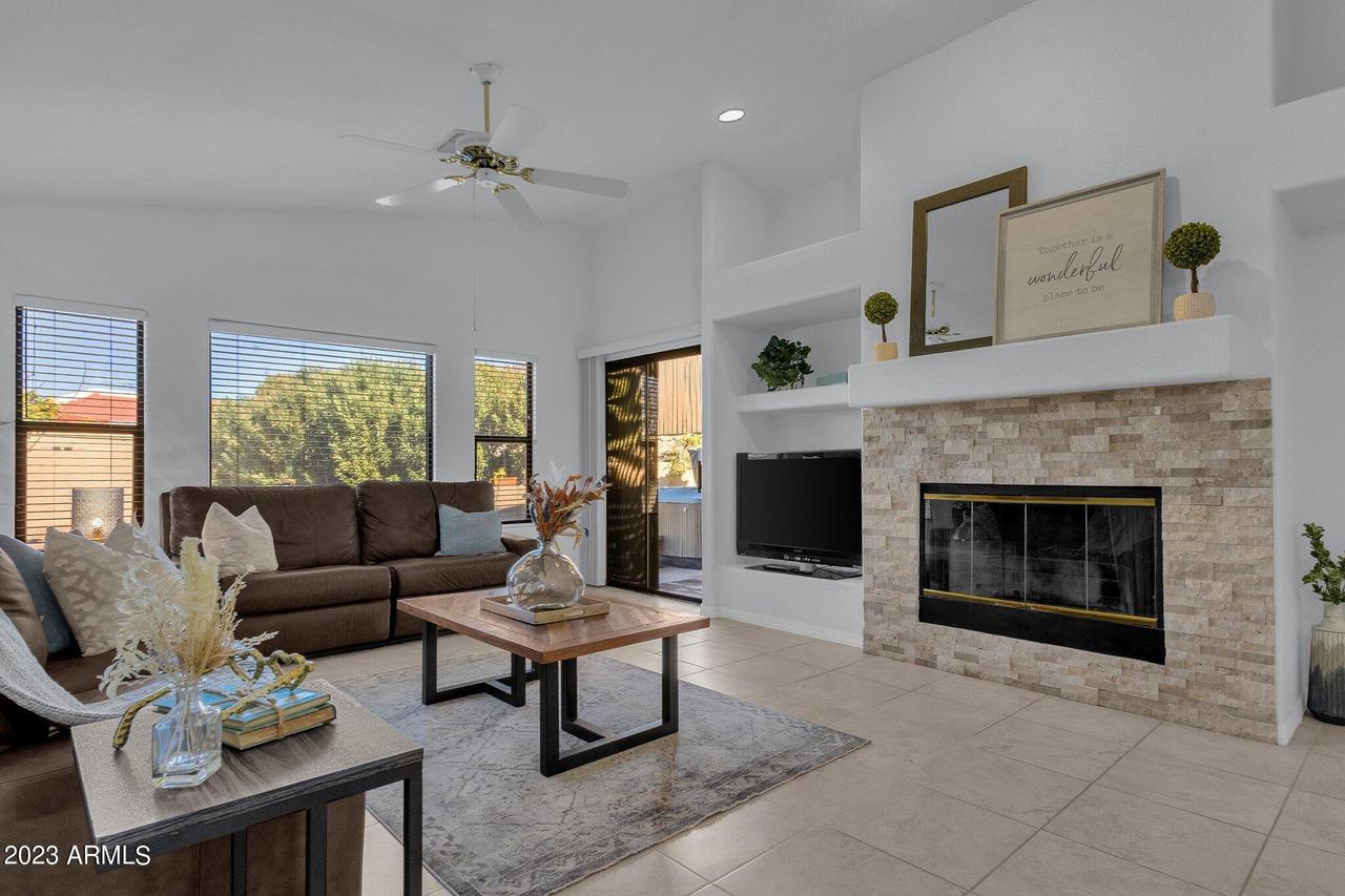 11812 N Oasis Dr. #B, Fountain Hills, AZ 85268