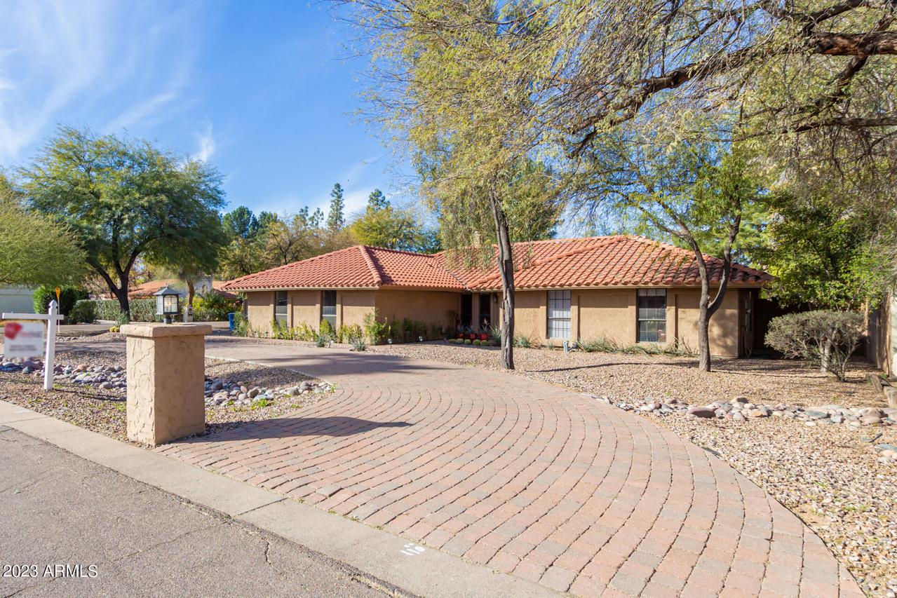 7736 S Willow Dr., Tempe, AZ 85284
