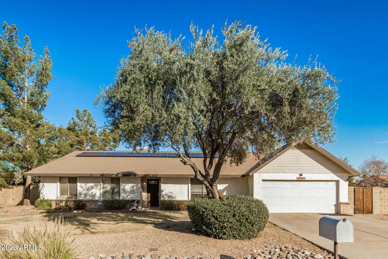 18227 N 65th Ave., Glendale, AZ 85308