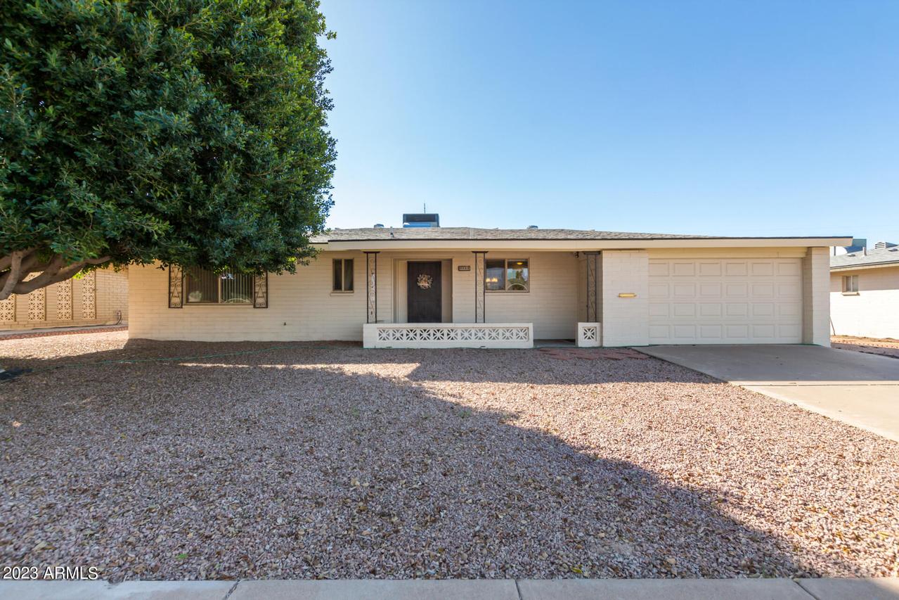 5663 E Des Moines St., Mesa, AZ 85205