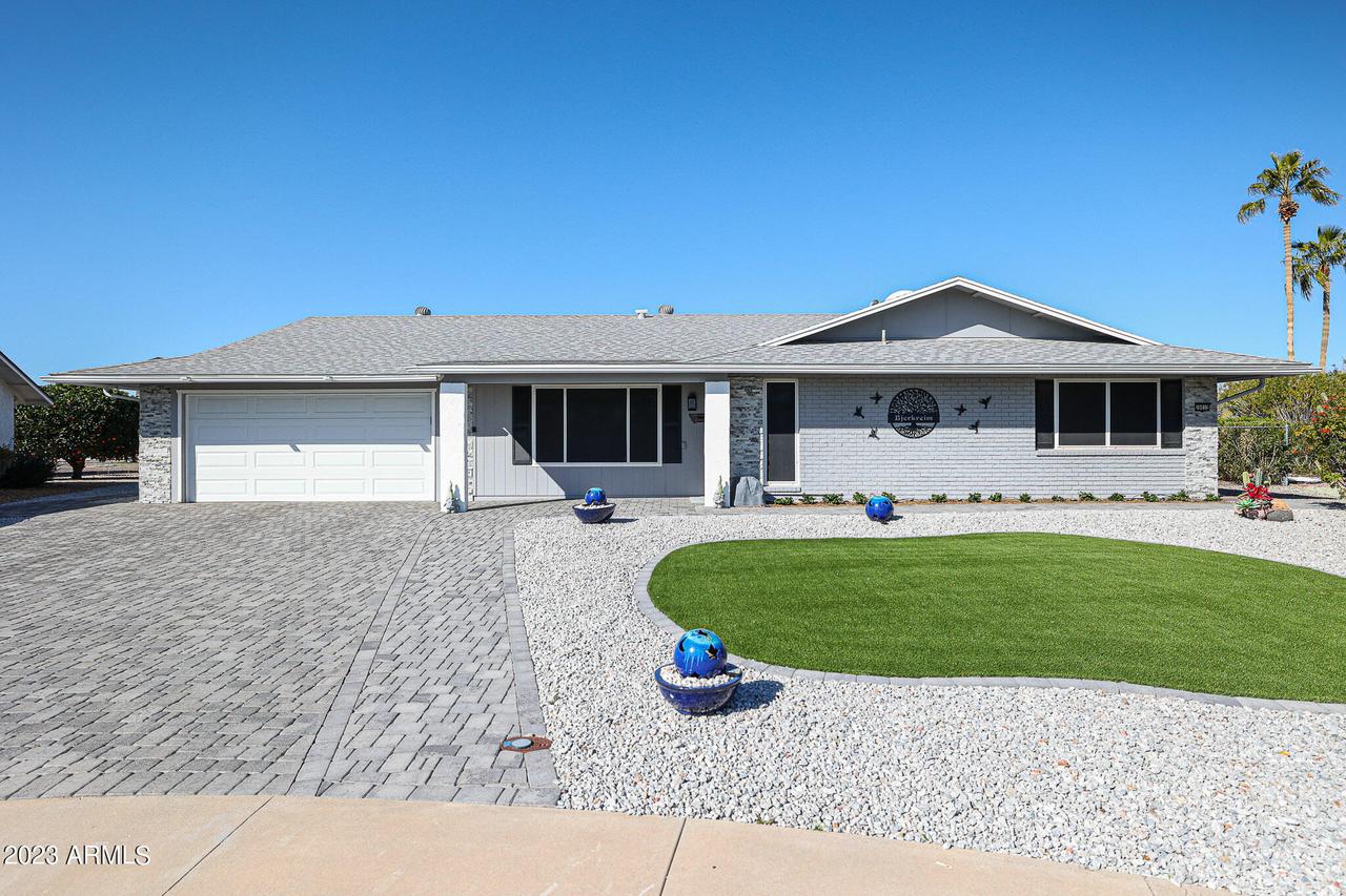 20032 N Pine Springs Dr., Sun City, AZ 85373