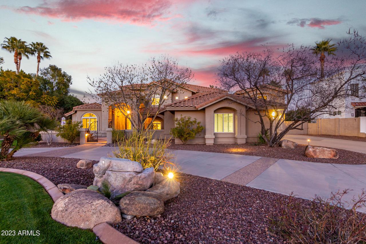 11809 S Tuzigoot Ct., Phoenix, AZ 85044