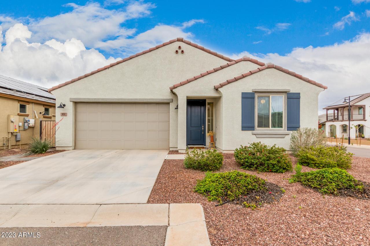 931 S 151 St Ln., Goodyear, AZ 85338