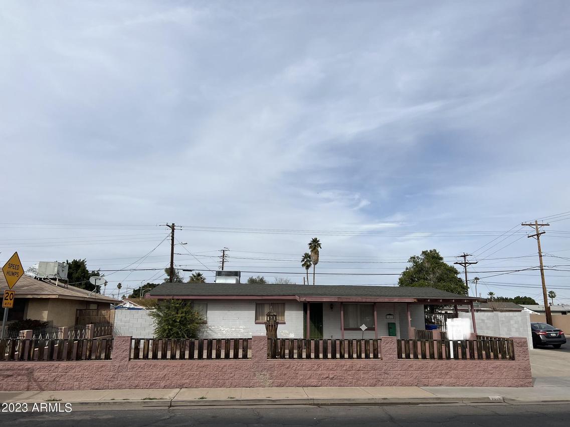 1412 W 6th Ave., Mesa, AZ 85202