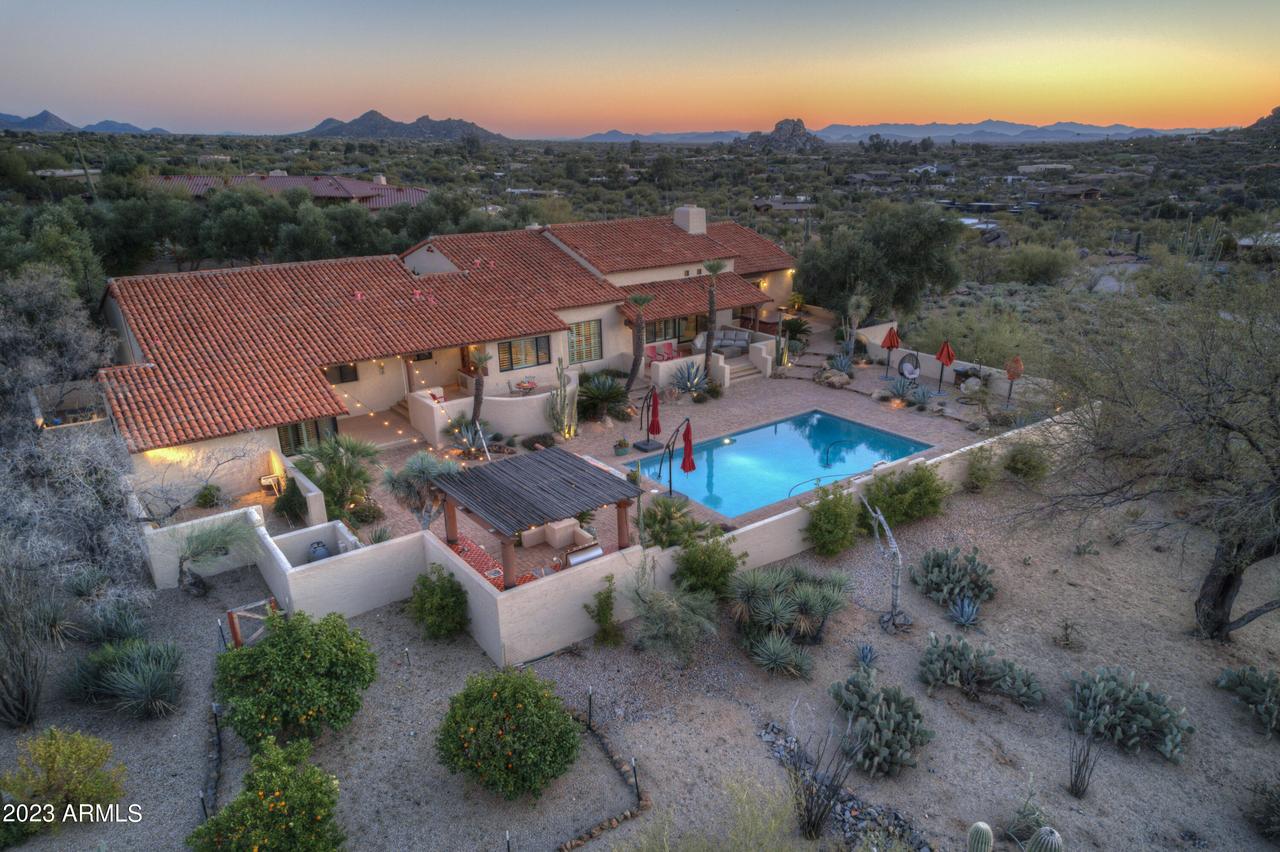 7443 E Lazy Ln., Carefree, AZ 85377