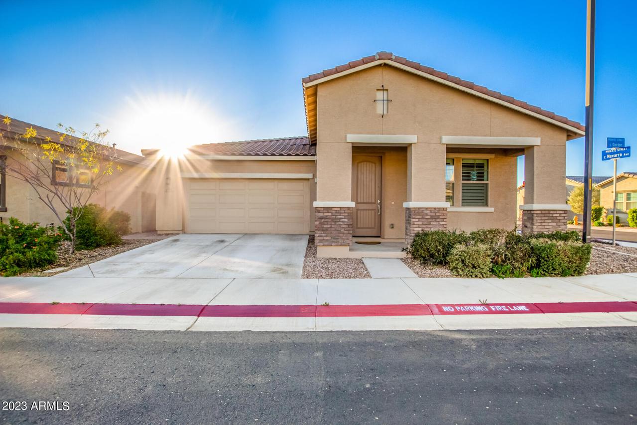 2718 S Gordon, Mesa, AZ 85209