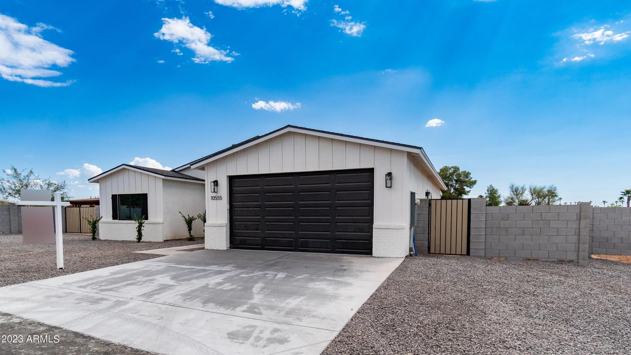 10555 E Butte St., Apache Junction, AZ 85120
