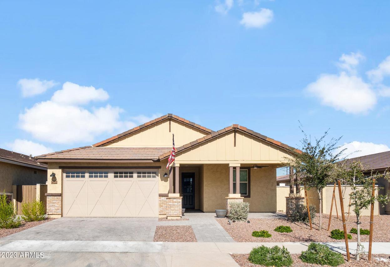 14122 W Old Oak Ln., Surprise, AZ 85379