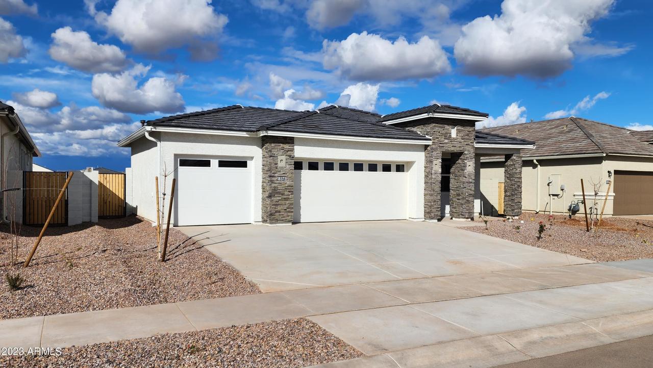 18372 W Whispering Wind Dr., Surprise, AZ 85387
