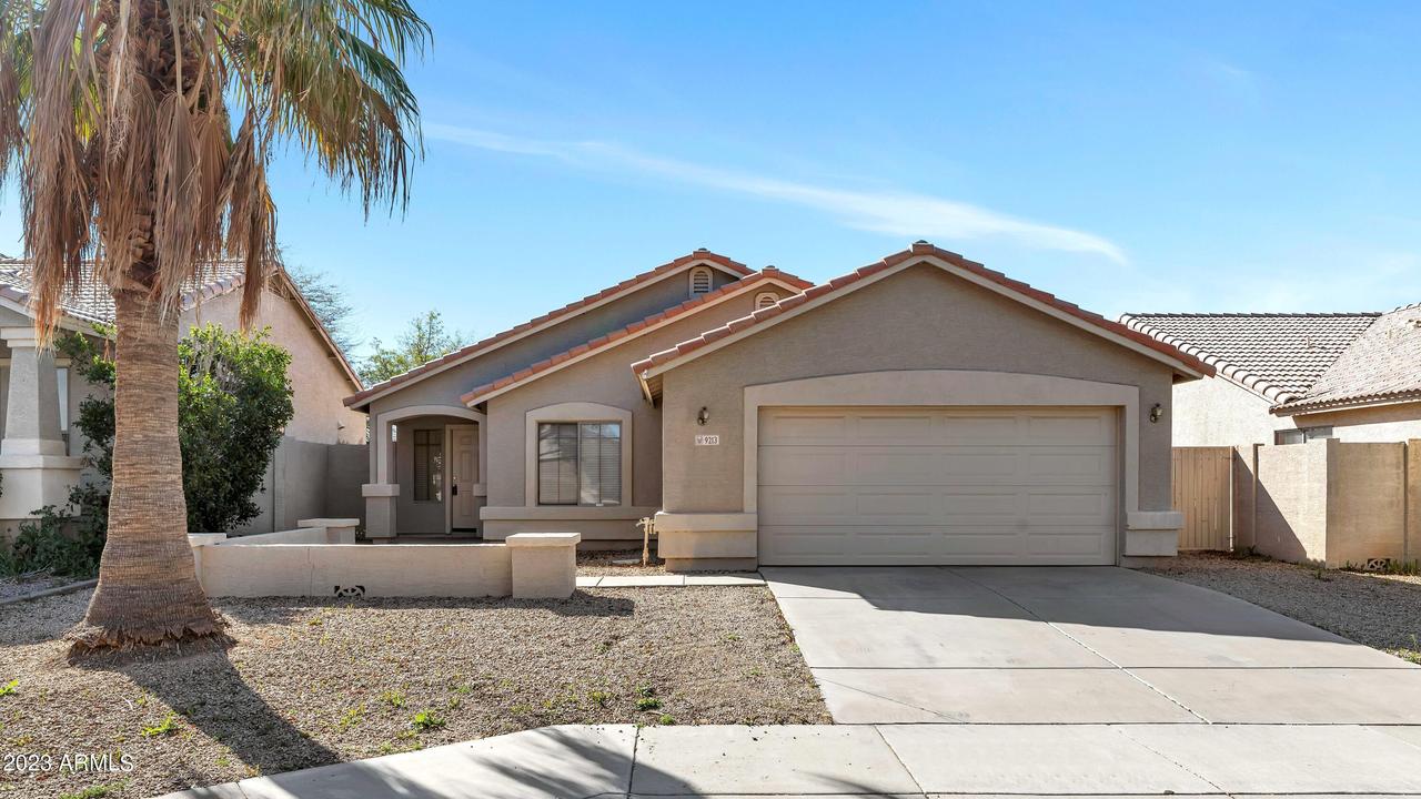 9213 W Serrano St., Phoenix, AZ 85037