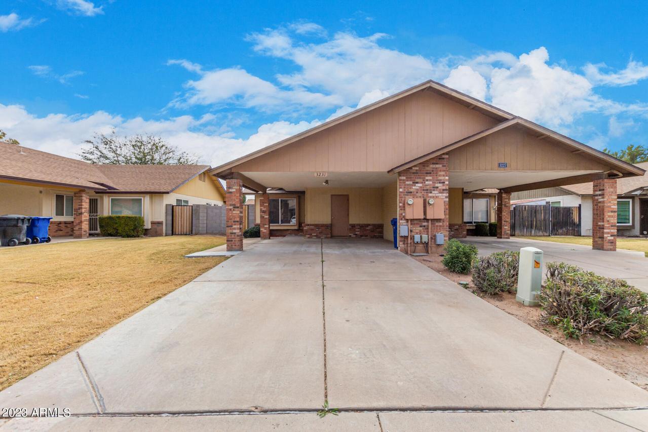3231 E Calypso Ave., Mesa, AZ 85204