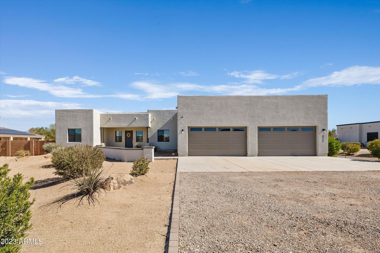 38155 N 27th Ave., Phoenix, AZ 85086