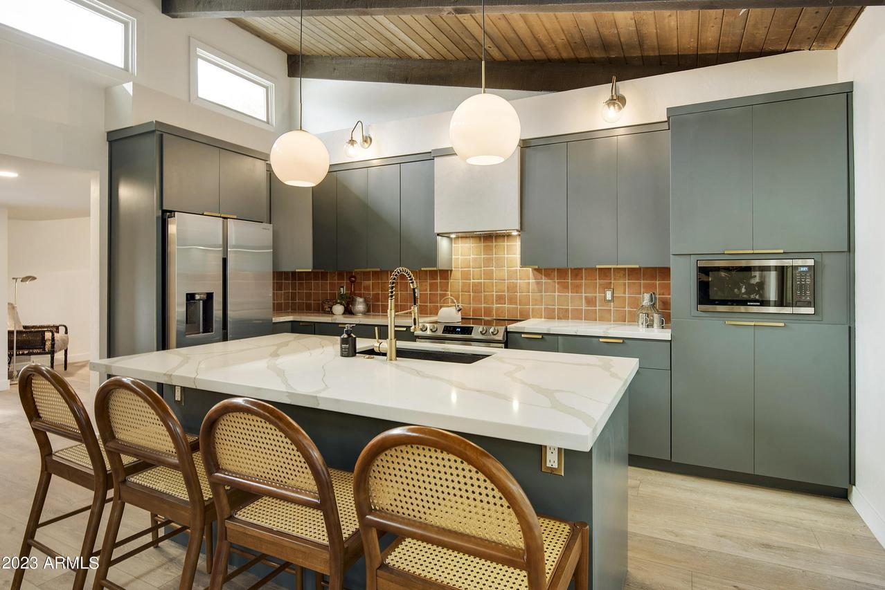 1416 W Tuckey Ln., Phoenix, AZ 85013