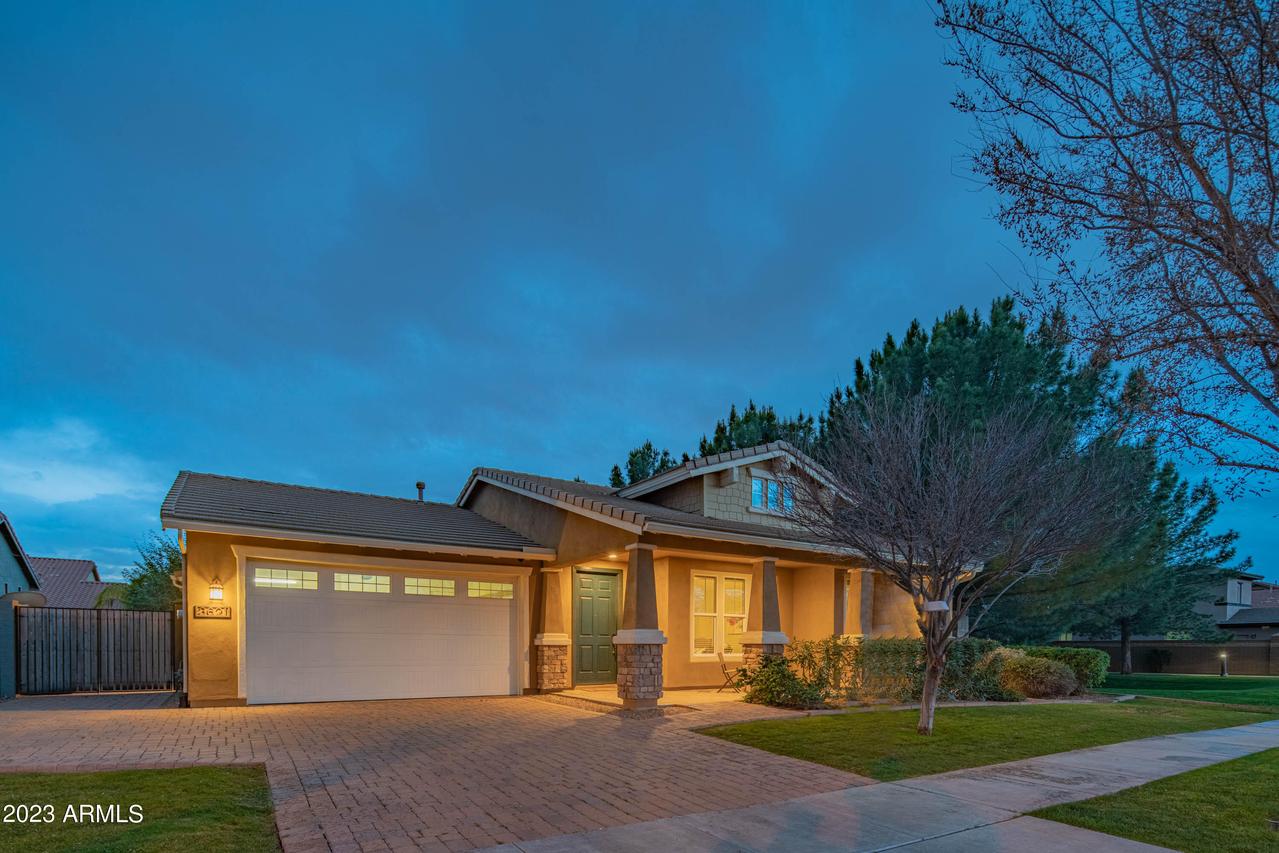 3621 E Weather Vane Rd., Gilbert, AZ 85296