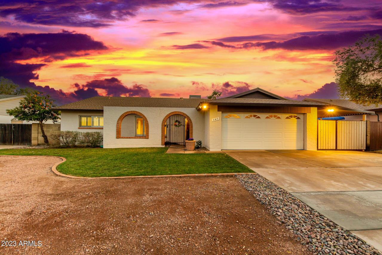 645 W Woodman Dr., Tempe, AZ 85283