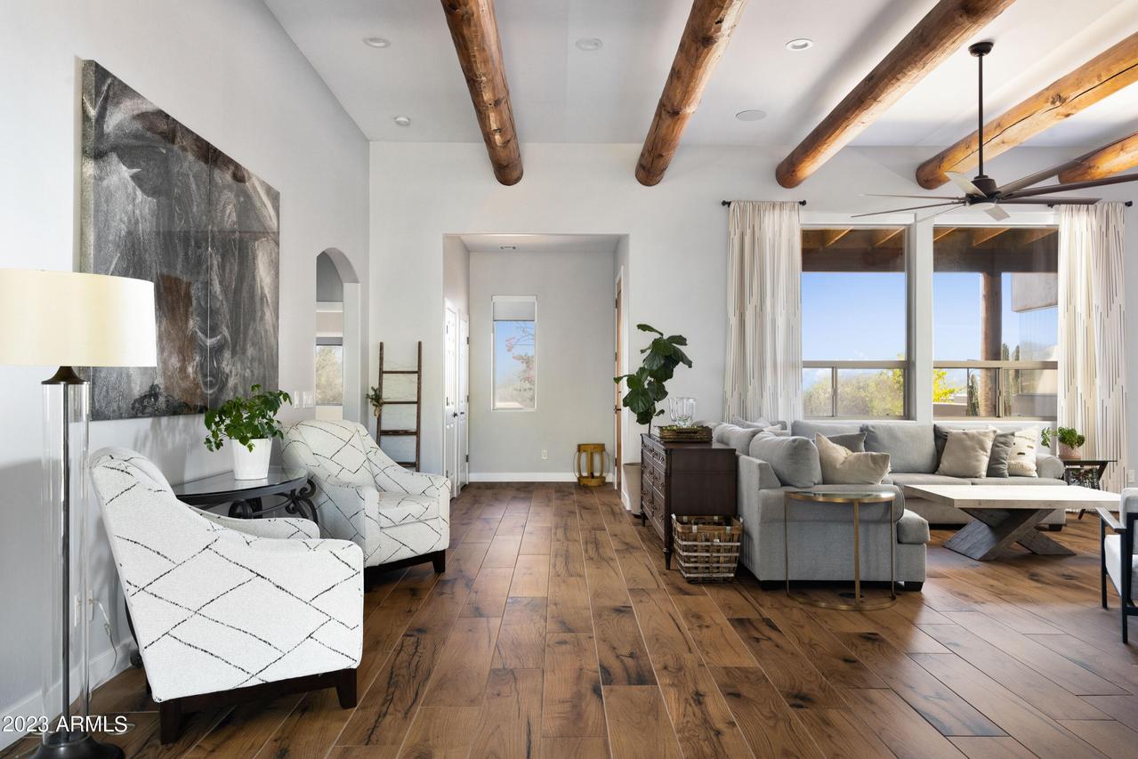 3314 W Here To There Dr., Phoenix, AZ 85086