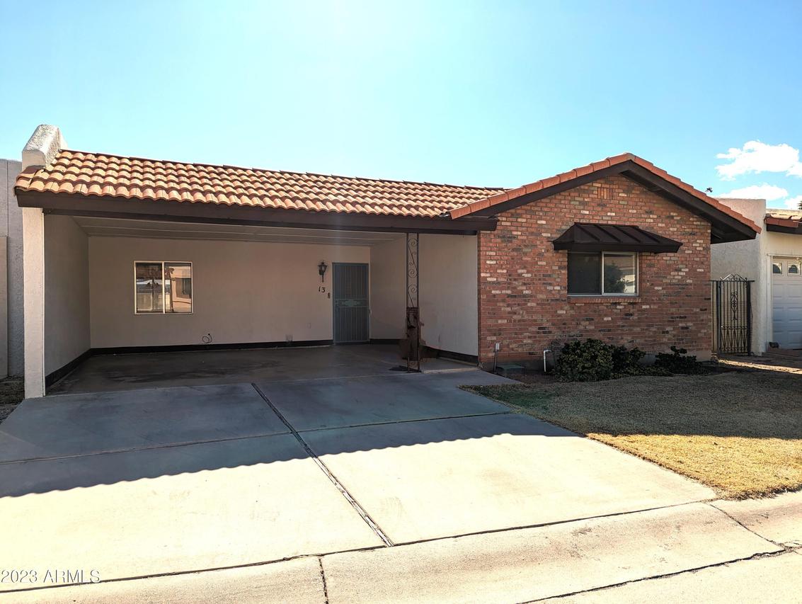 2044 S Don Carlos #13, Mesa, AZ 85202