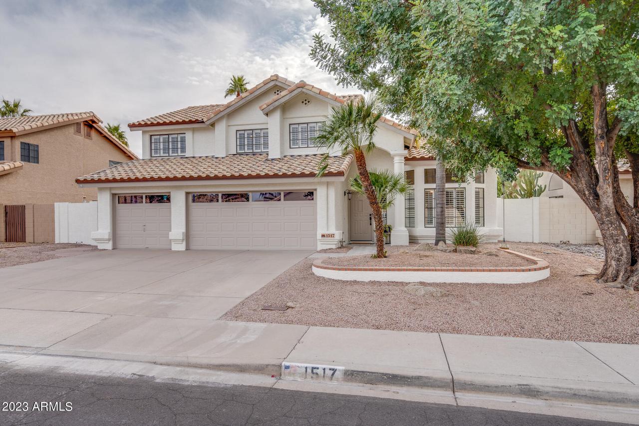 1517 N Sinova, Mesa, AZ 85205